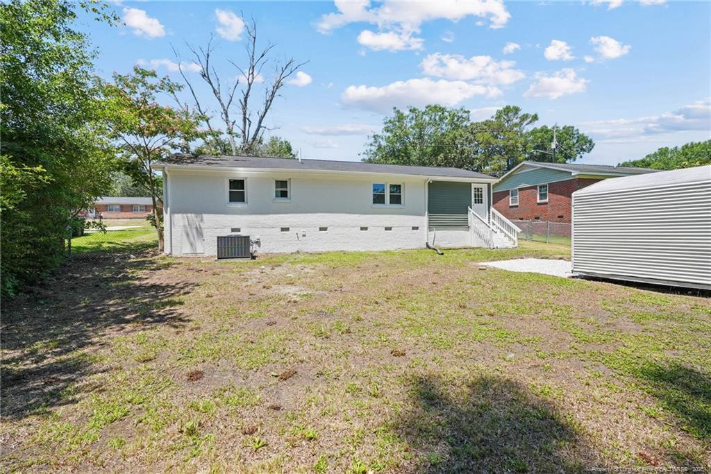 941 Louise Circle Property Photo 28