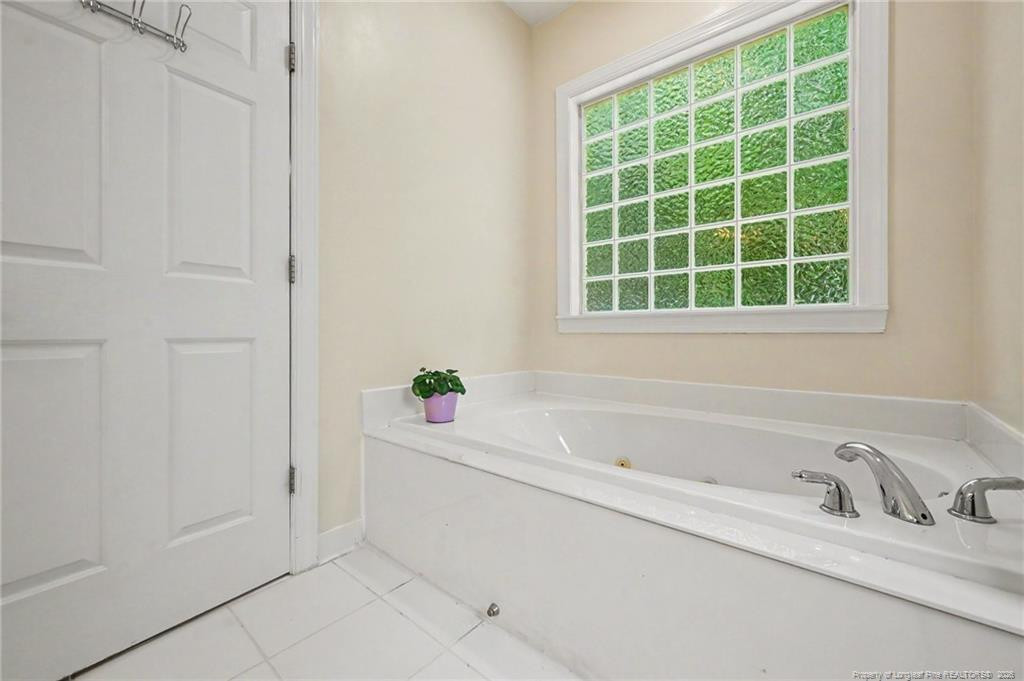 1218 Champions Pointe Drive Property Photo 15
