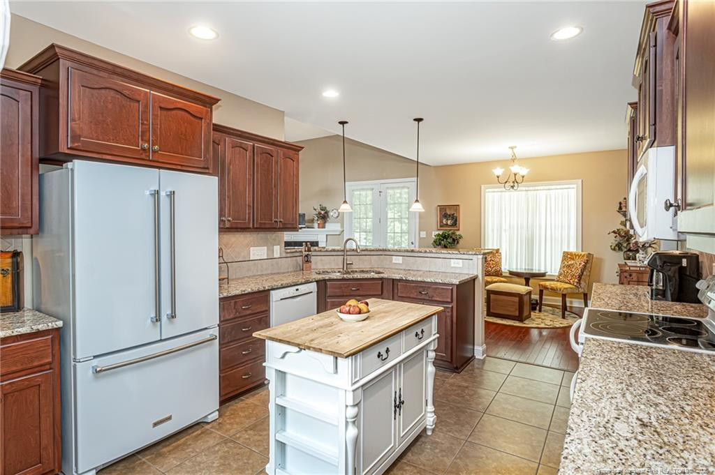 3824 Doon Valley Drive Property Photo 12