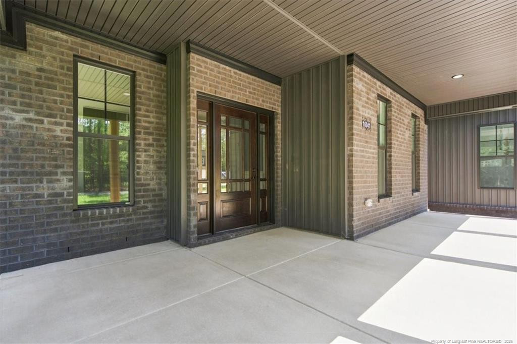 16041 Cardinal Court Property Photo 8