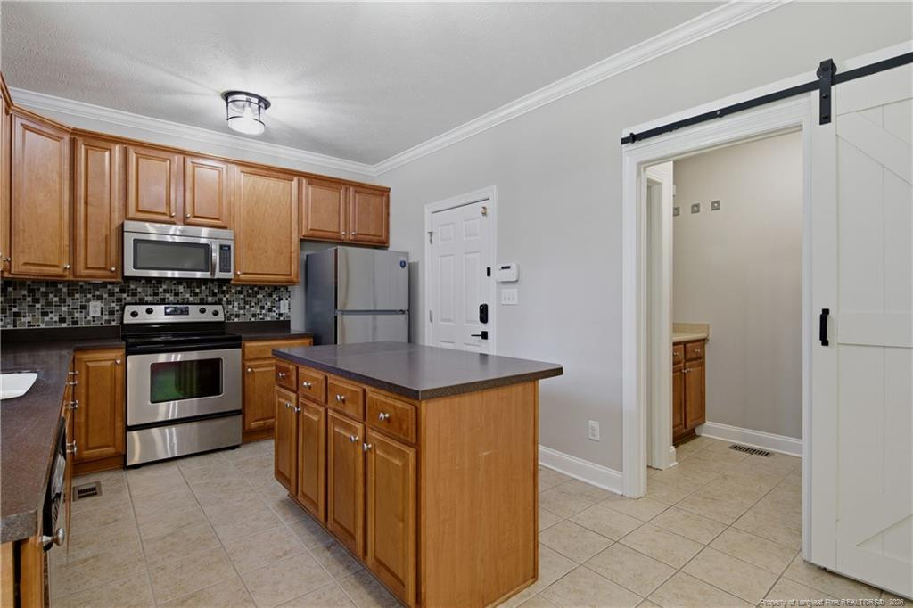 105 Shining Water Lane Property Photo 11