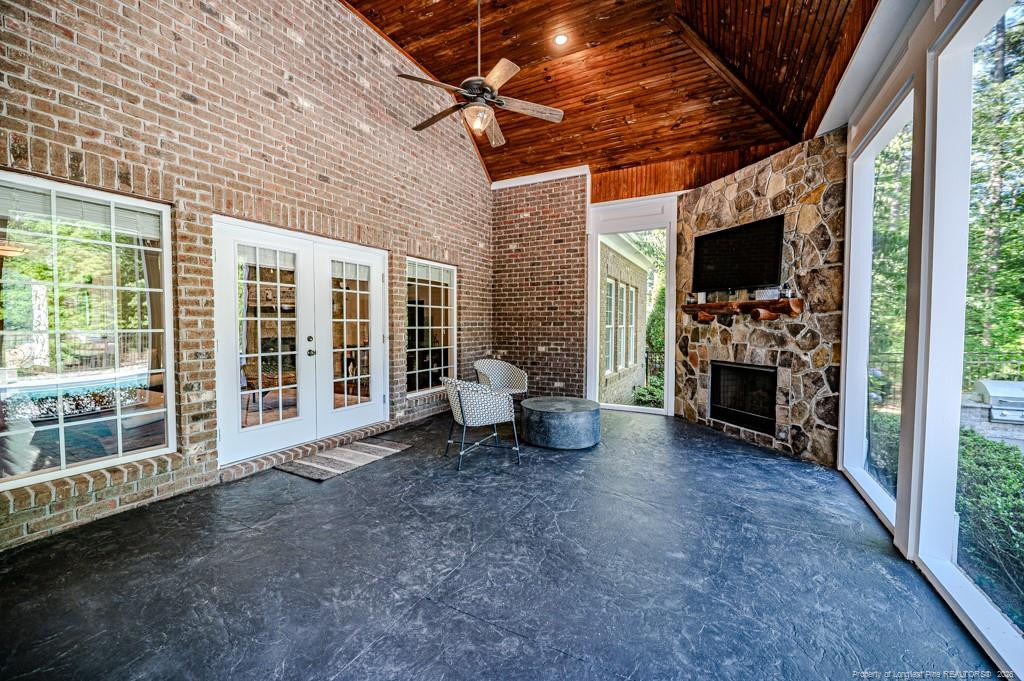 113 Lynnbrook Drive Property Photo 47