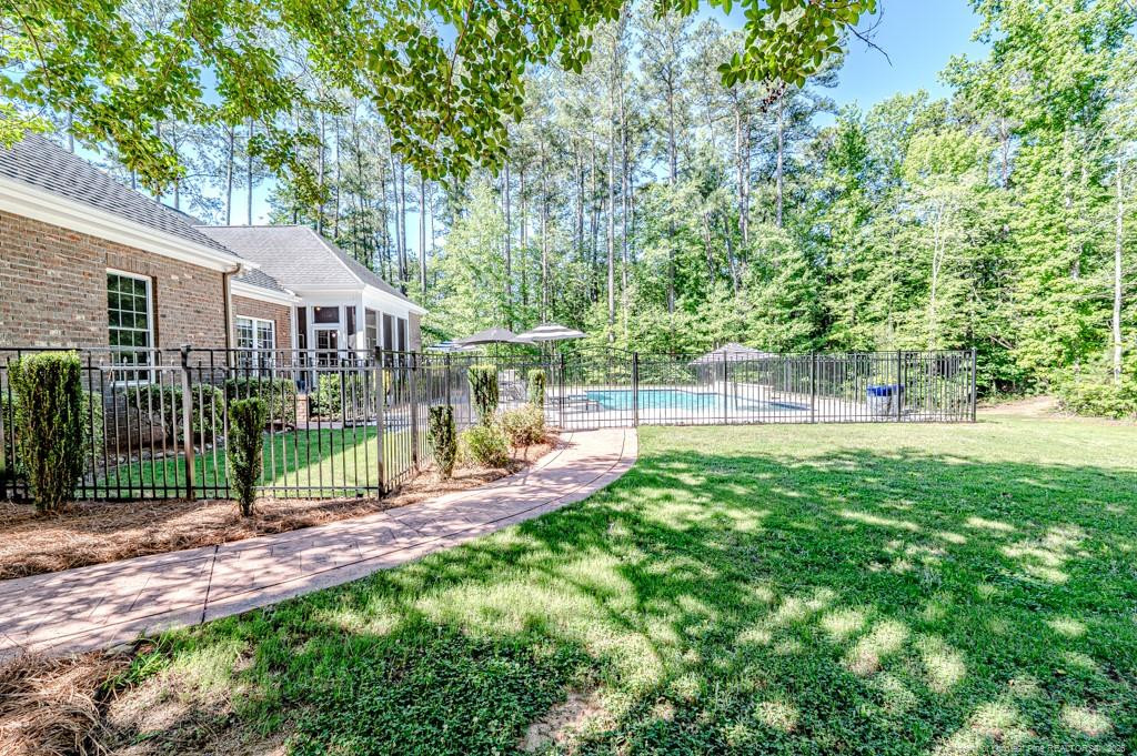 113 Lynnbrook Drive Property Photo 48