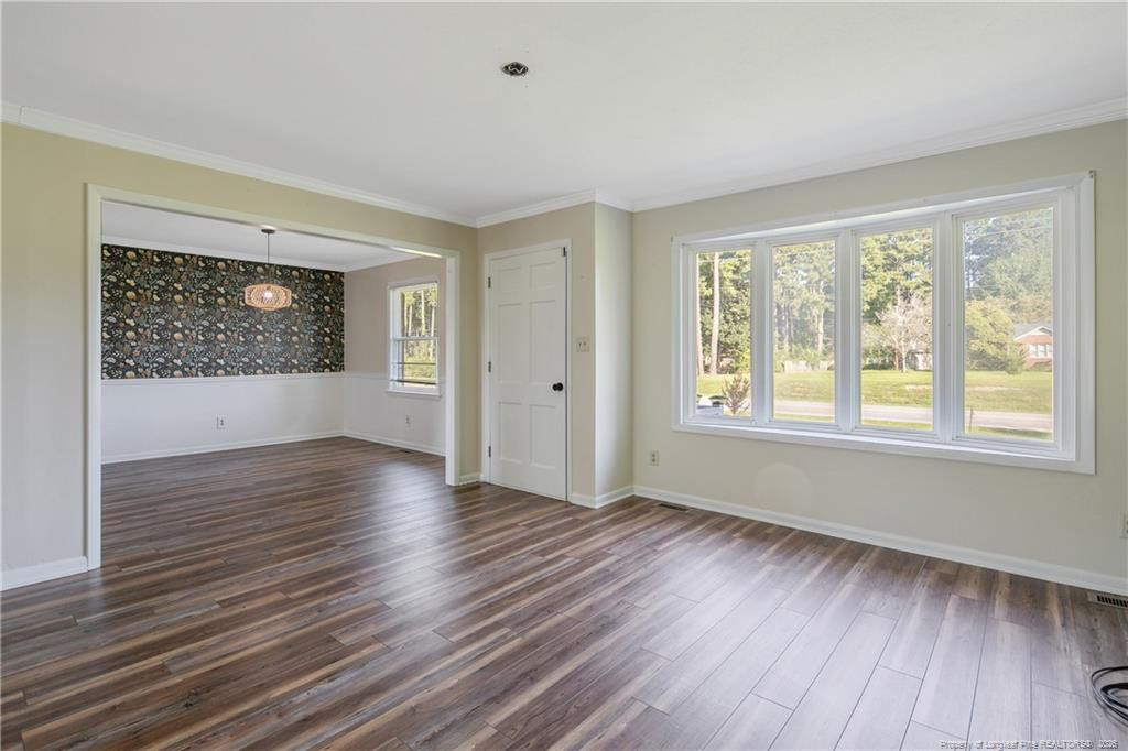 2038 Dunn Road Property Photo 8