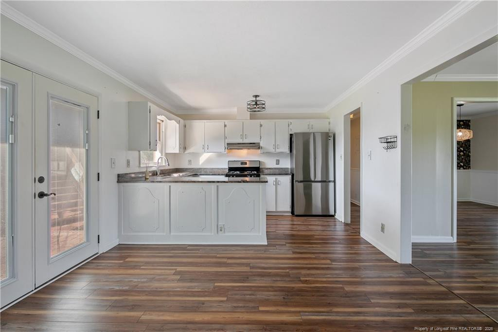 2038 Dunn Road Property Photo 15