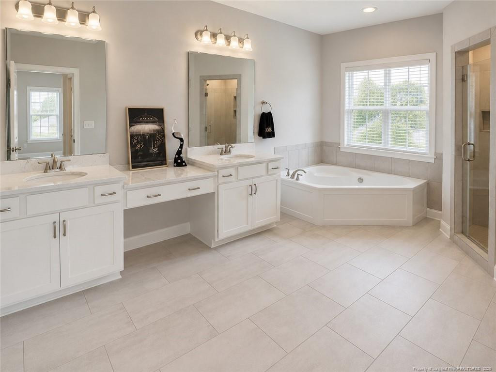 1200 Gathering Park Circle 302 Property Photo 14