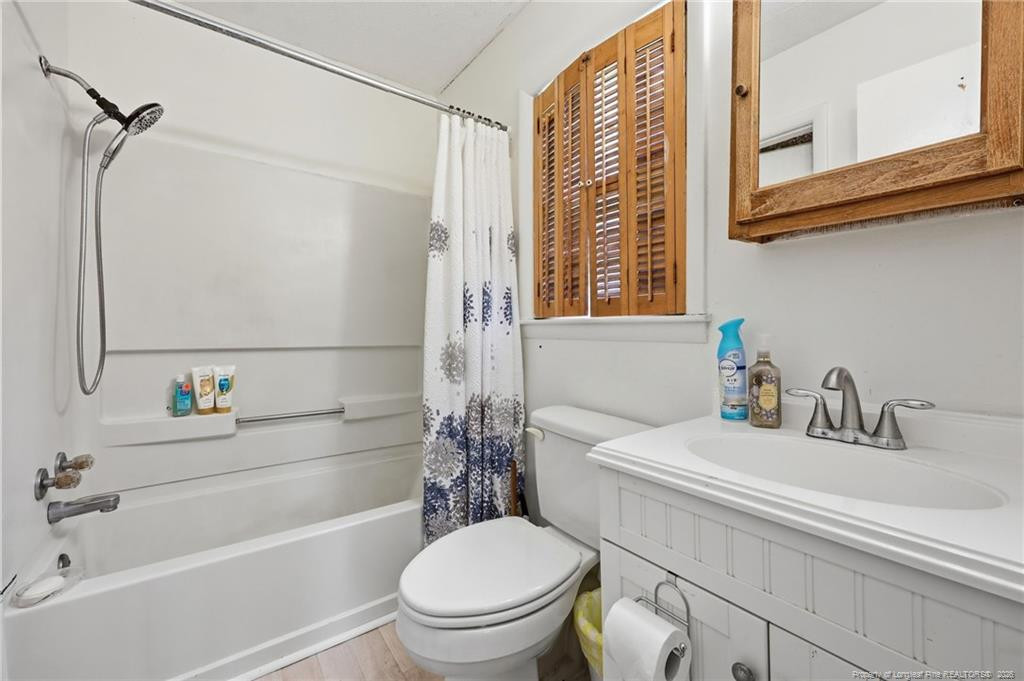 46 Gainsborough Lane Property Photo 16