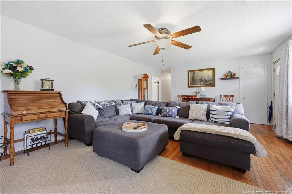 46 Gainsborough Lane Property Photo 31