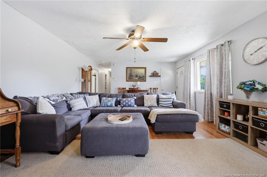 46 Gainsborough Lane Property Photo 32