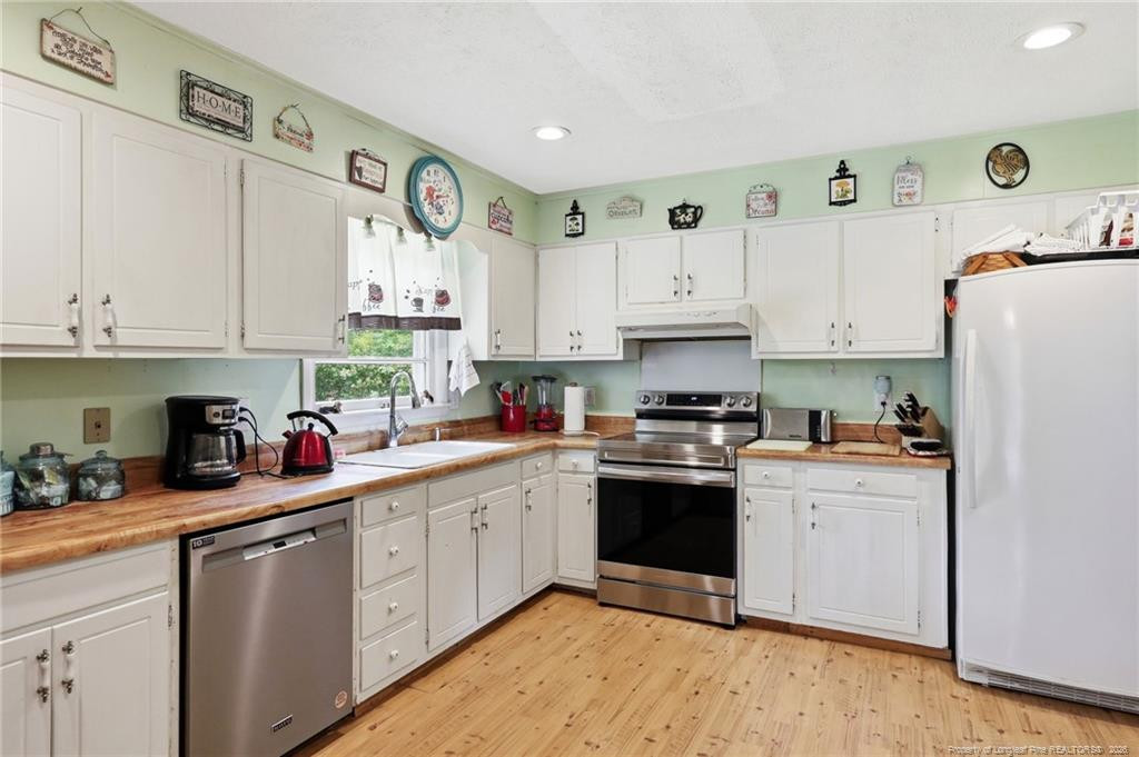 46 Gainsborough Lane Property Photo 44
