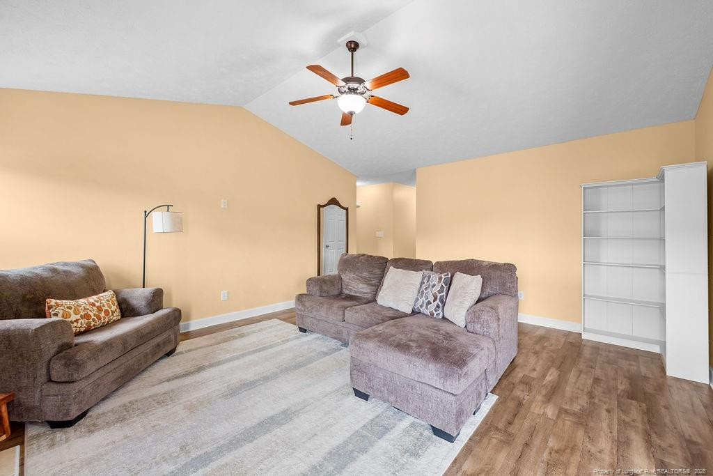 1449 Mingary Avenue Property Photo 6
