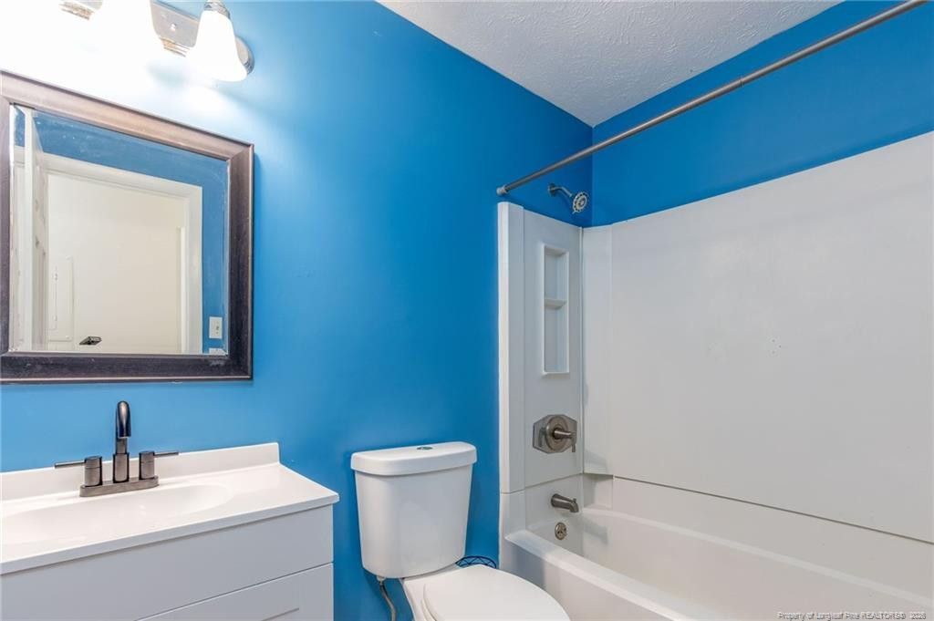 6449 Rutherglen Drive Property Photo 10