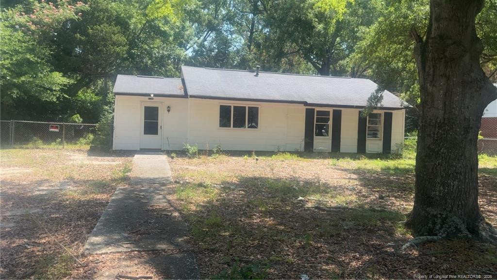 1122 S Pine Street Property Photo 1