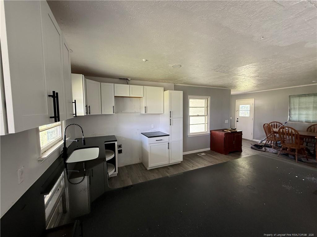 736 Tobermory Road Property Photo 5