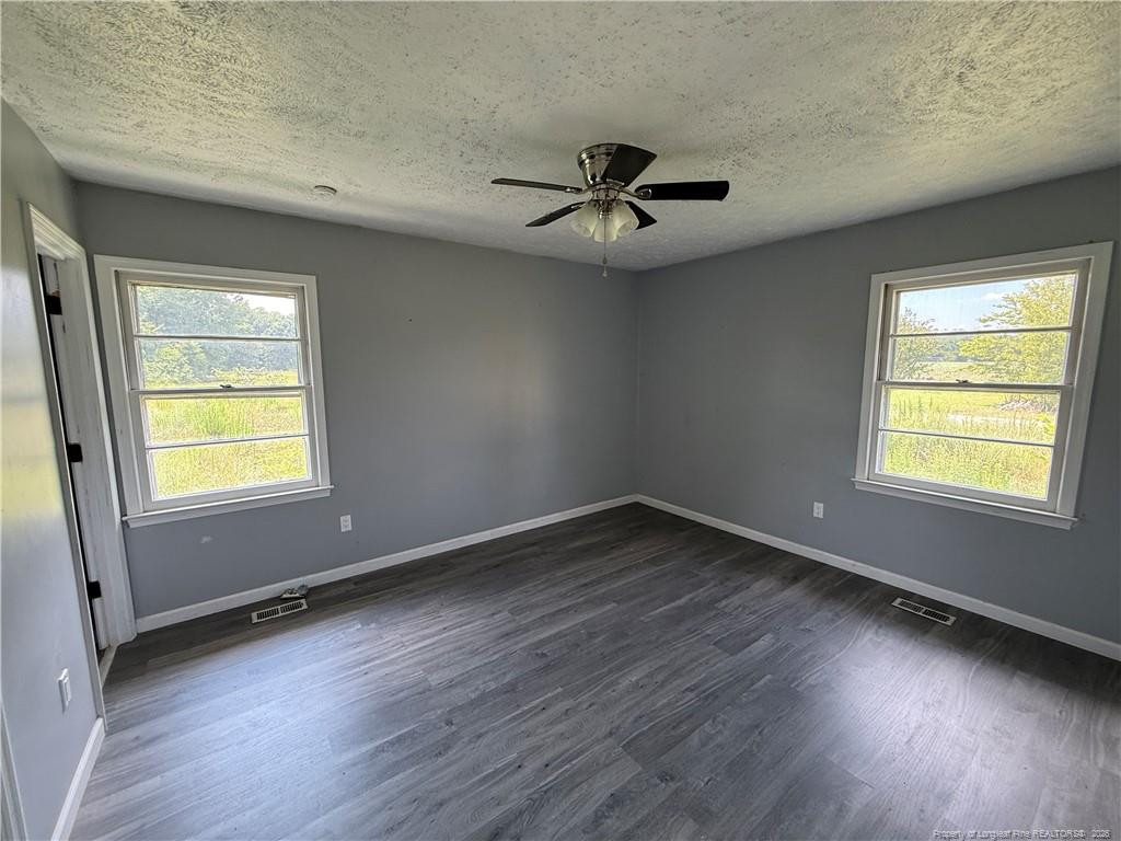 736 Tobermory Road Property Photo 7