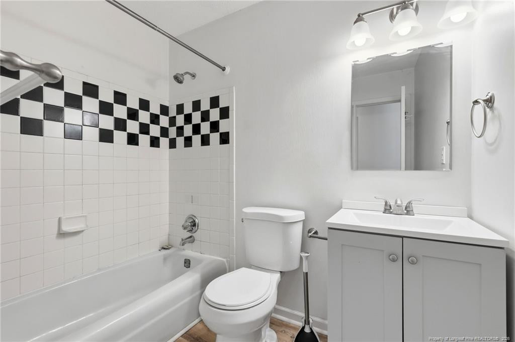 406 Lansdowne Road Property Photo 25