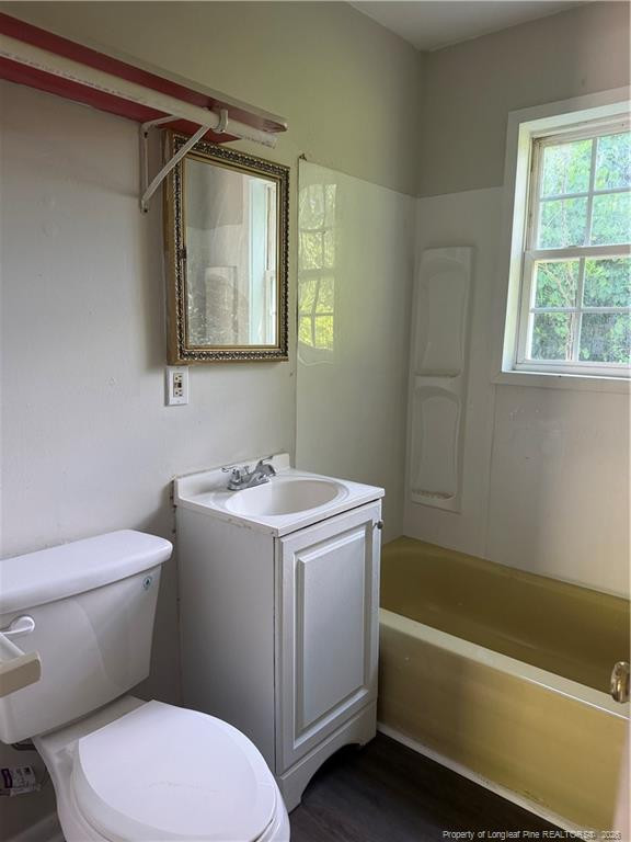 119 Johnson Street #b Property Photo 6