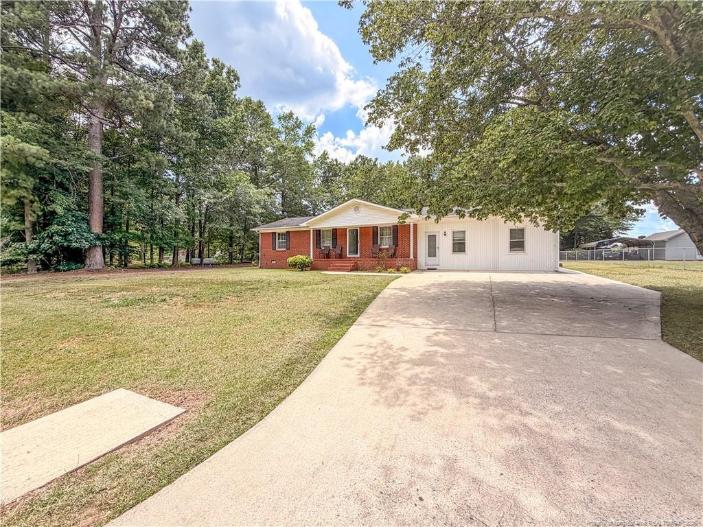 153 Pine Circle Property Photo 2