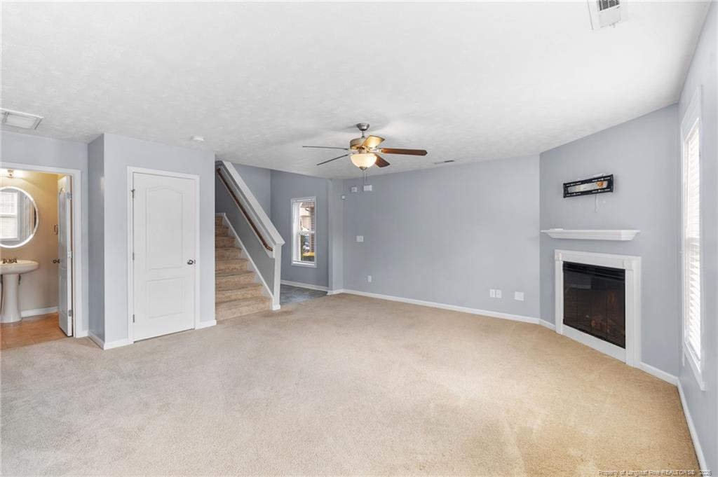 55 New London Harbor Property Photo 5
