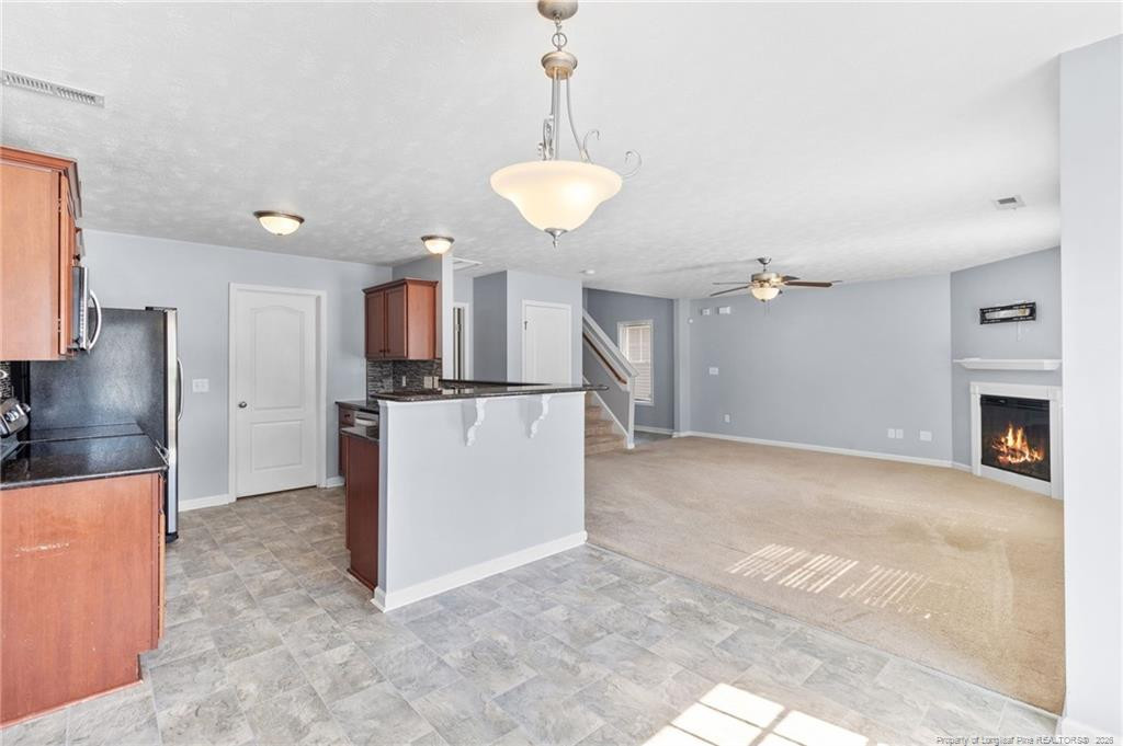 55 New London Harbor Property Photo 8