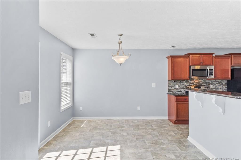 55 New London Harbor Property Photo 10