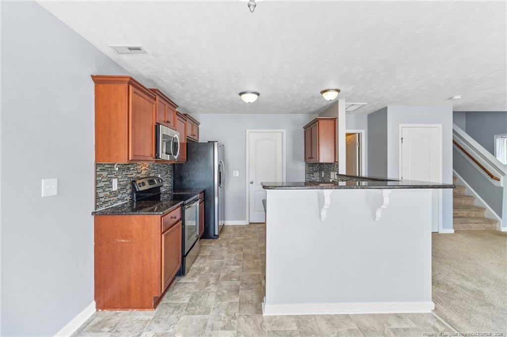 55 New London Harbor Property Photo 11