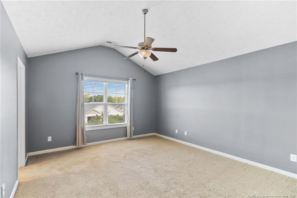 55 New London Harbor Property Photo 19