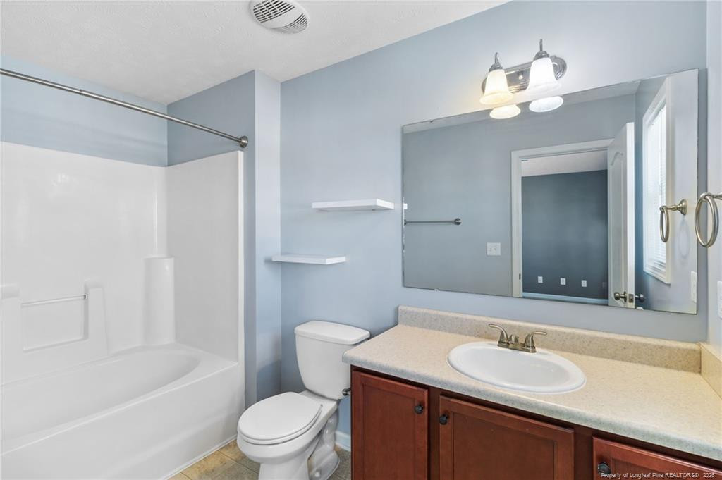 55 New London Harbor Property Photo 21