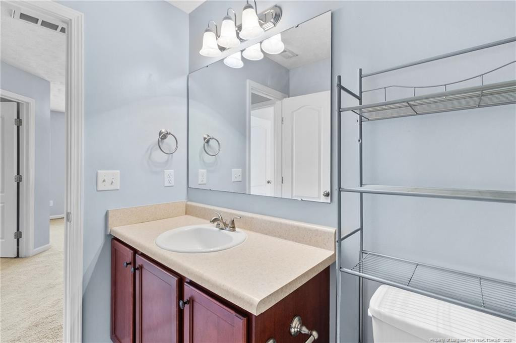55 New London Harbor Property Photo 29