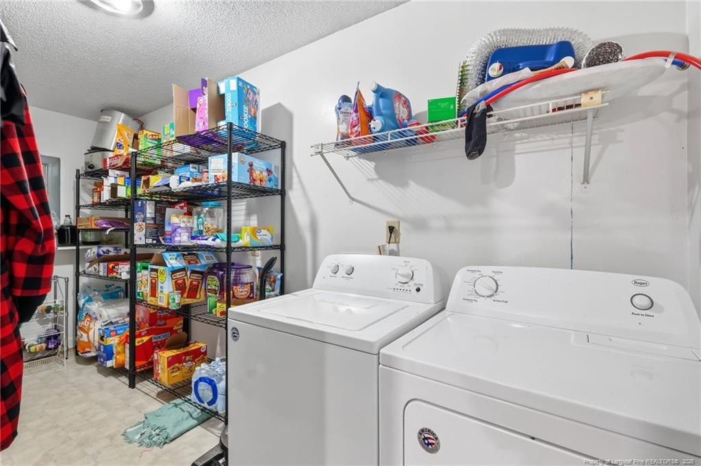 2107 Pinewood Terrace Property Photo 22
