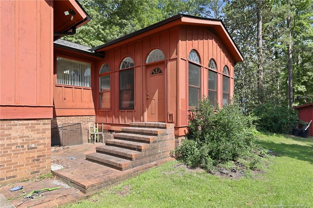 2107 Pinewood Terrace Property Photo 28