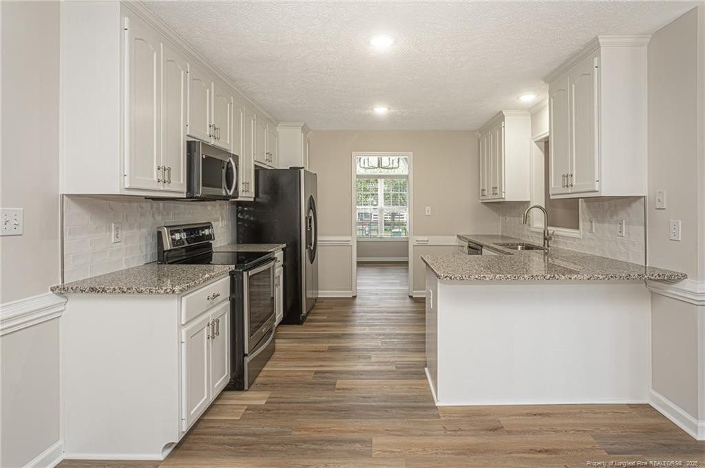 5039 Woodspring Drive Property Photo 12