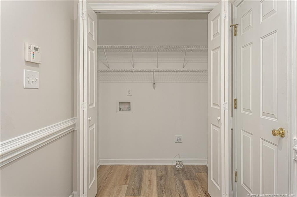 5039 Woodspring Drive Property Photo 18