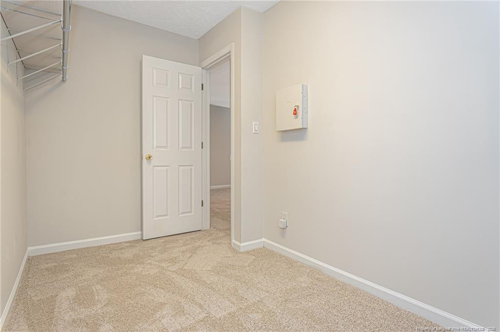 5039 Woodspring Drive Property Photo 31
