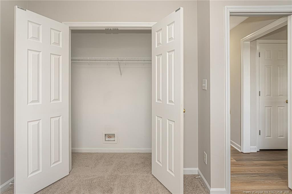 5039 Woodspring Drive Property Photo 33