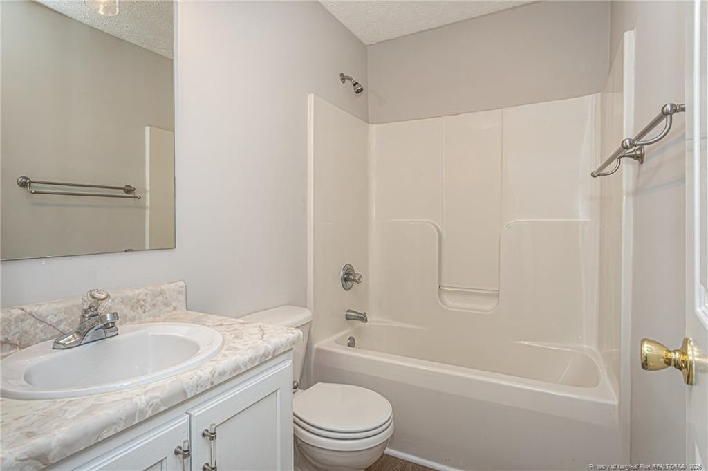 5039 Woodspring Drive Property Photo 34