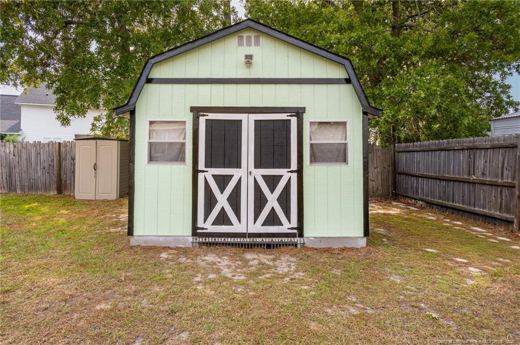 5039 Woodspring Drive Property Photo 48