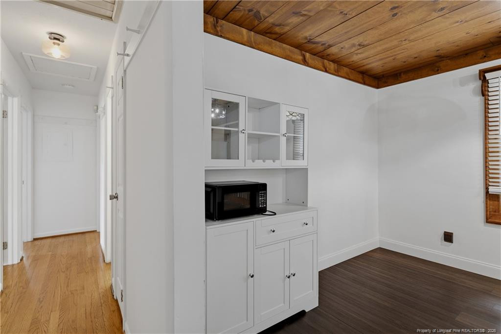 547 Farmview Drive Property Photo 11