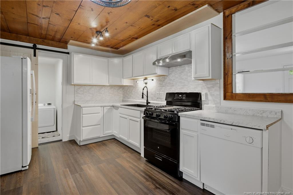 547 Farmview Drive Property Photo 14