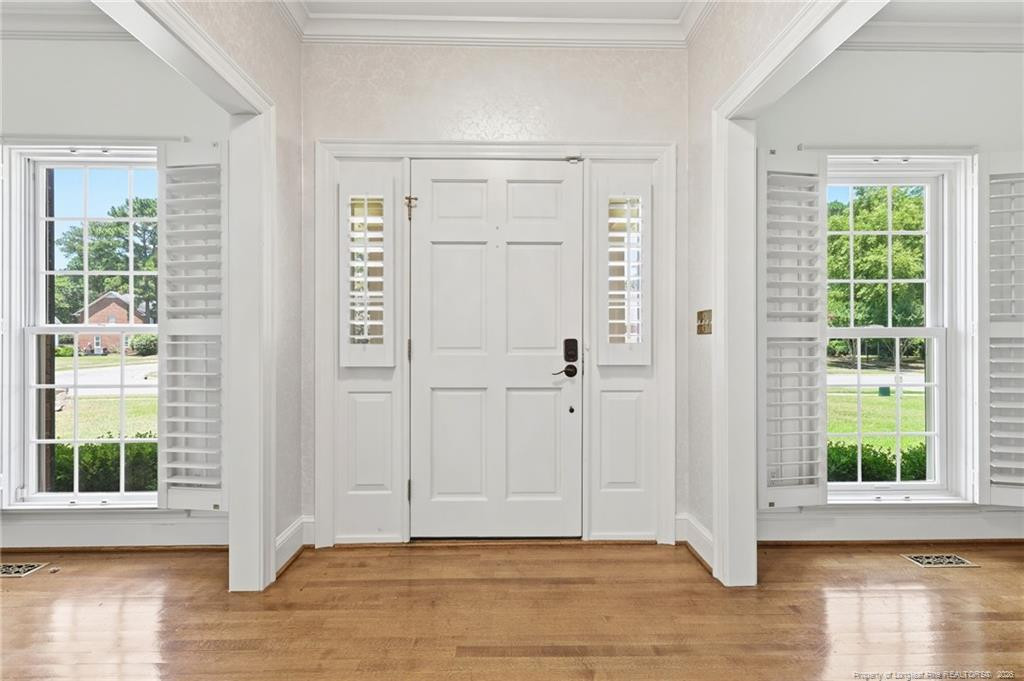 3525 Prestwick Drive Property Photo 4