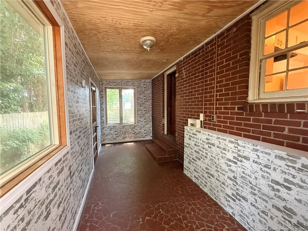 115 S Tarboro Street Property Photo 14