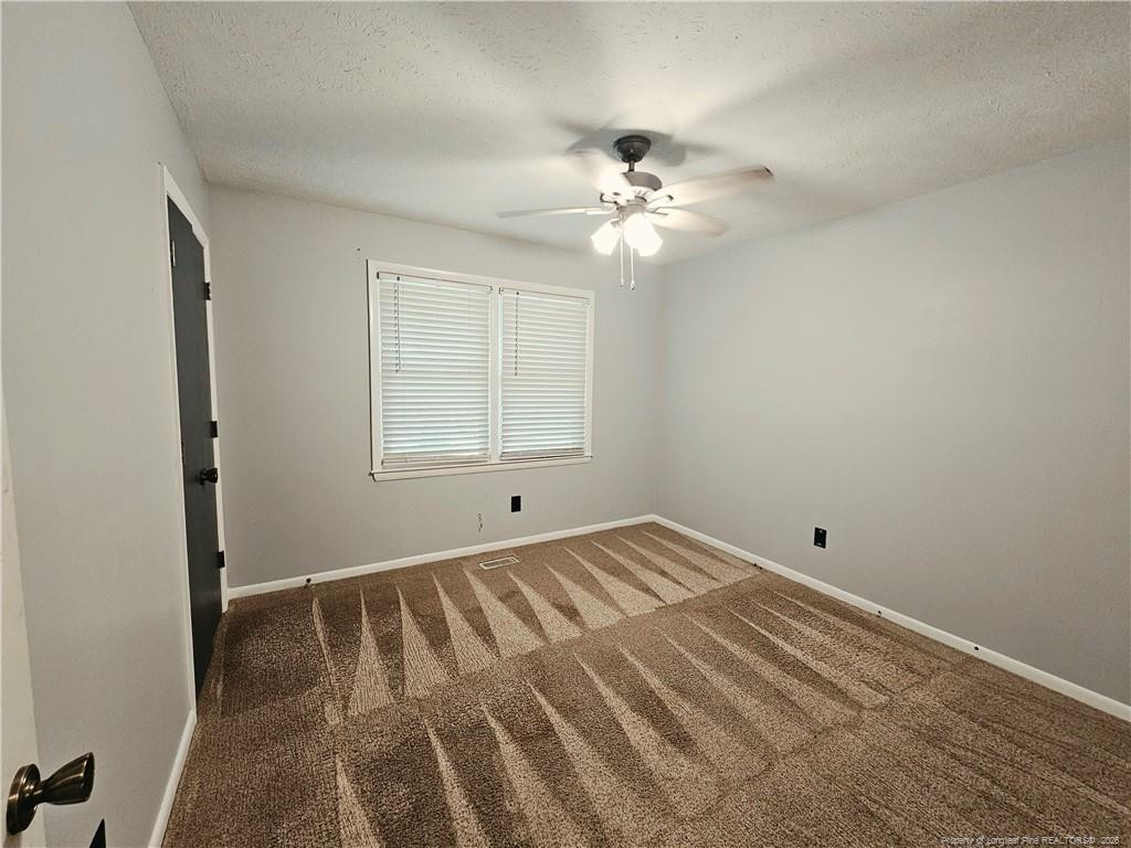 1628 Sweetgum Circle Property Photo 16