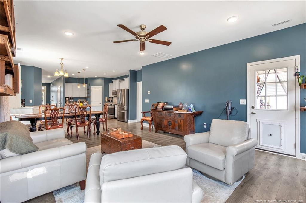 114 Boomer Street Property Photo 16