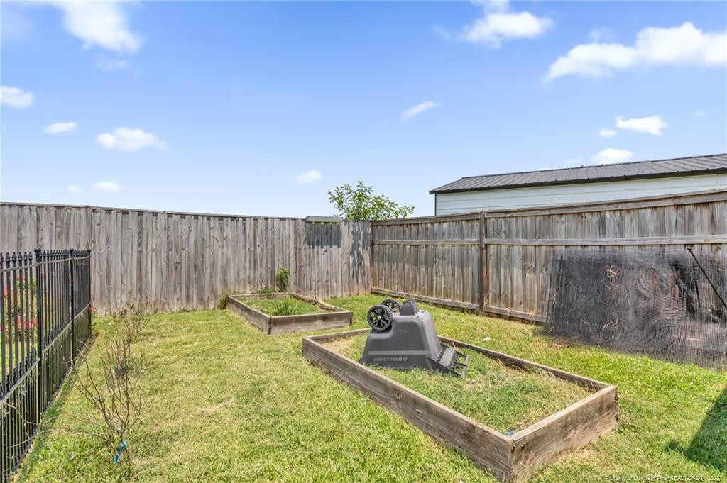 114 Boomer Street Property Photo 44