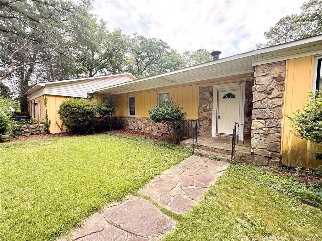 520 Southwick Drive Property Photo 1