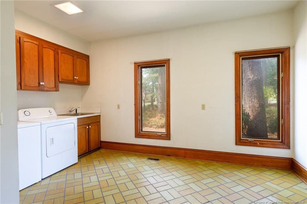 1205 Longleaf Drive Property Photo 20