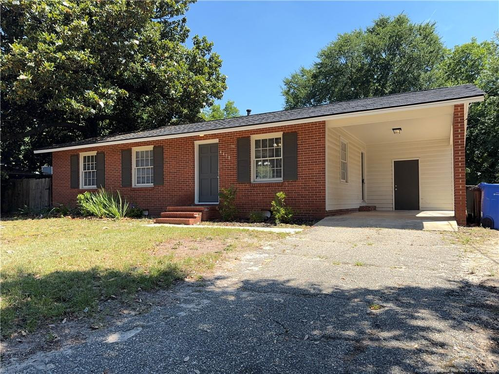 4438 Wellington Drive Property Photo 3