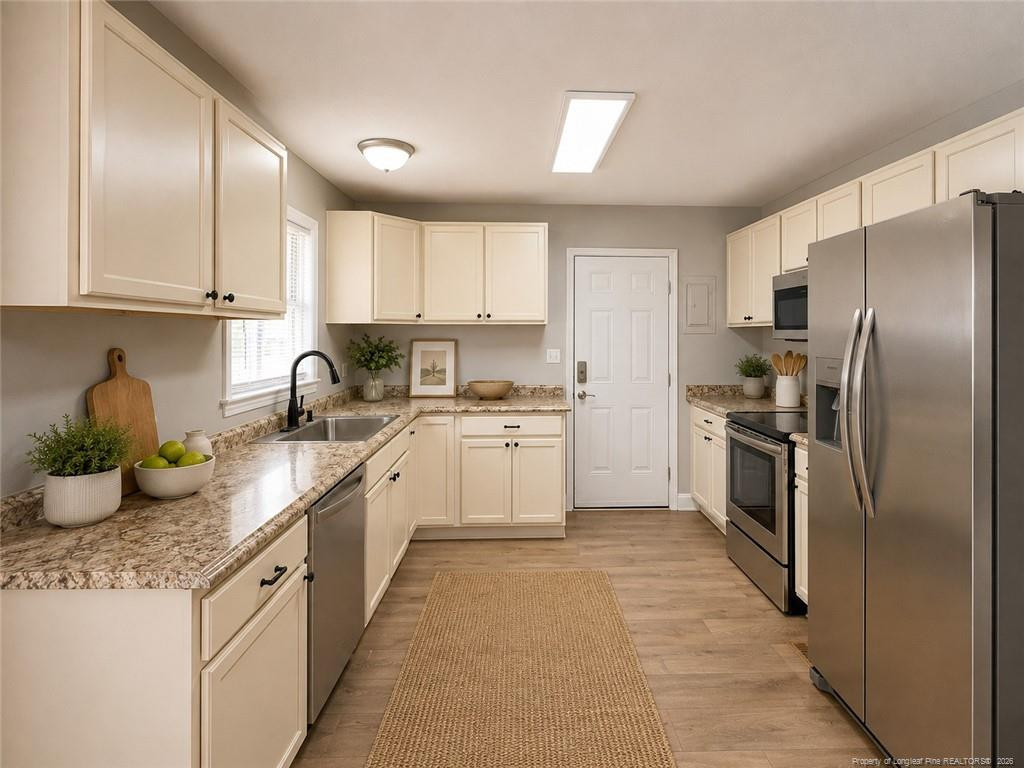 4438 Wellington Drive Property Photo 11