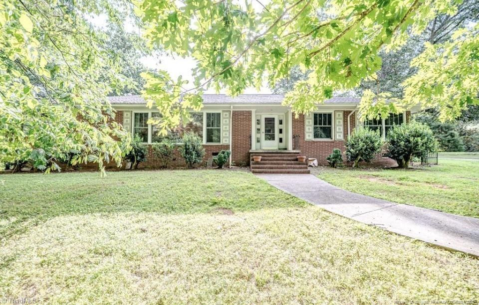 284 Back Creek Road Property Photo 1