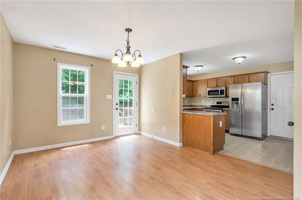 5421 Biscoe Street Property Photo 8